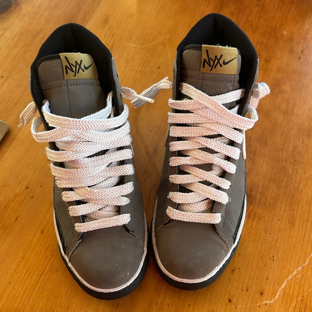 Nike NYX Blazer High Kids 6Y*